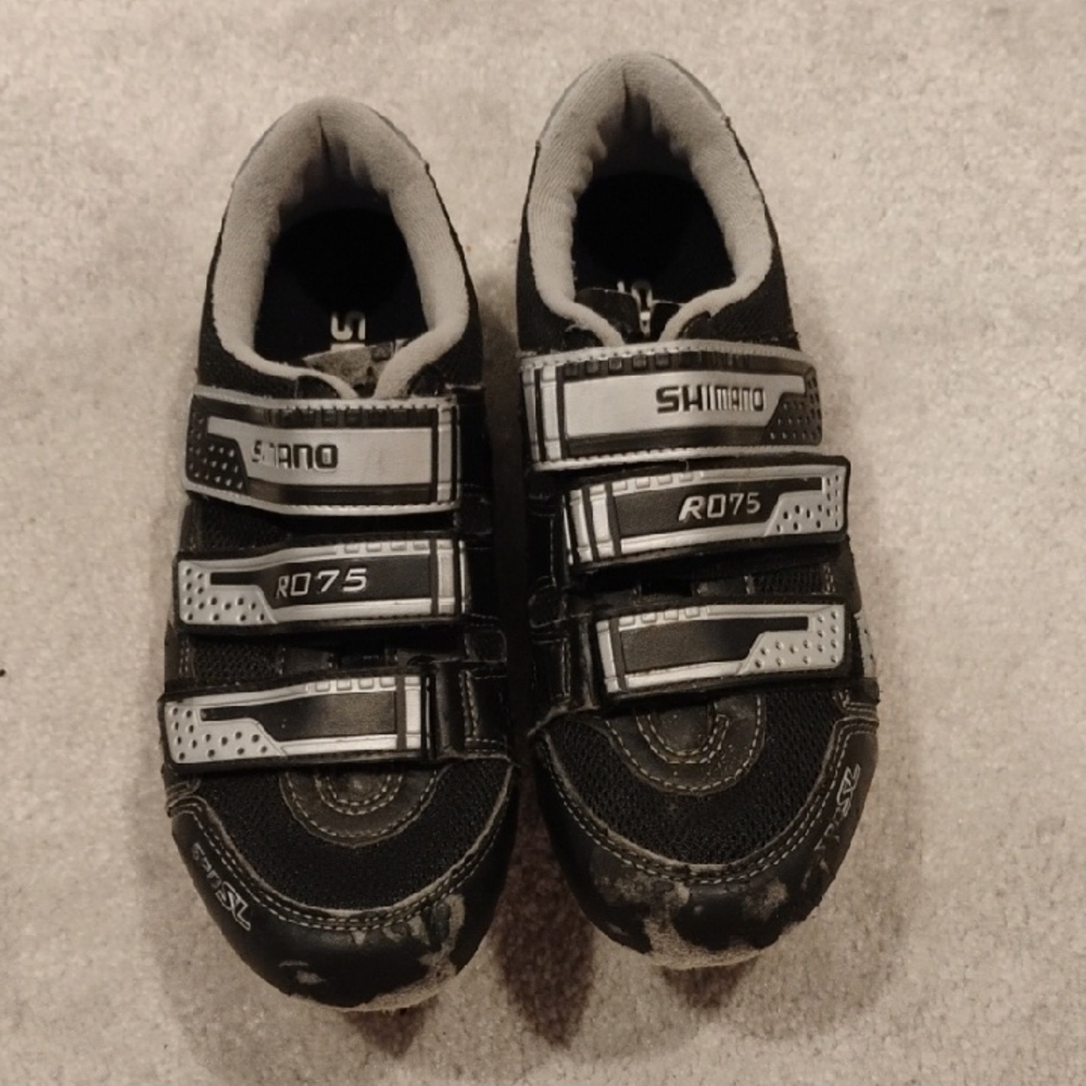 Shimano Black and Gray Cycling Shoes